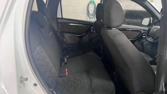 RENAULT-DUSTER-2018