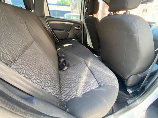 RENAULT-DUSTER-2018