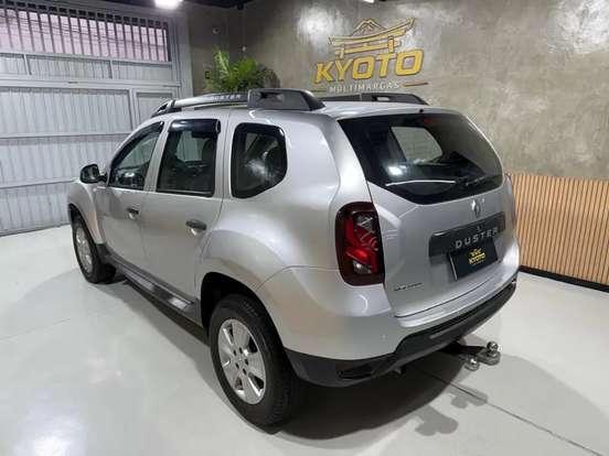 RENAULT-DUSTER-2019