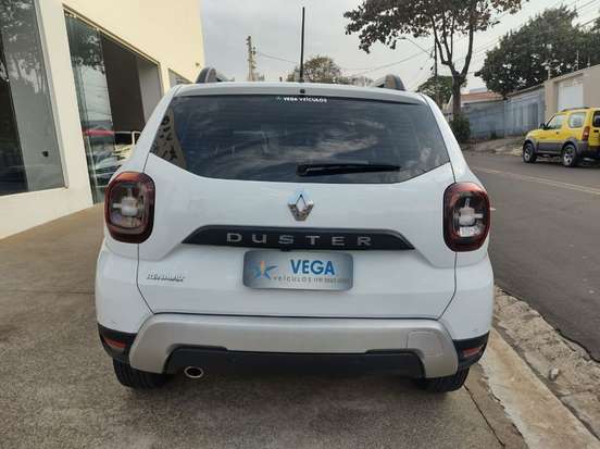 RENAULT-DUSTER-2020
