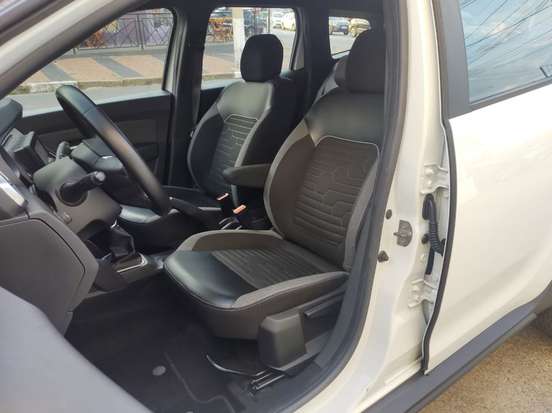 RENAULT-DUSTER-2020