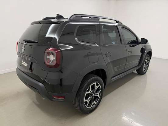 RENAULT-DUSTER-2023