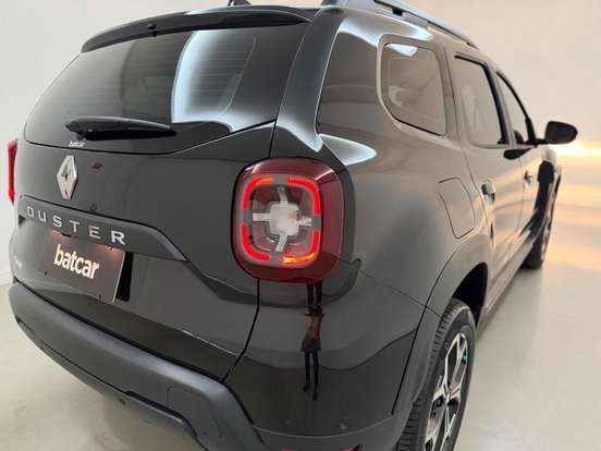 RENAULT-DUSTER-2023