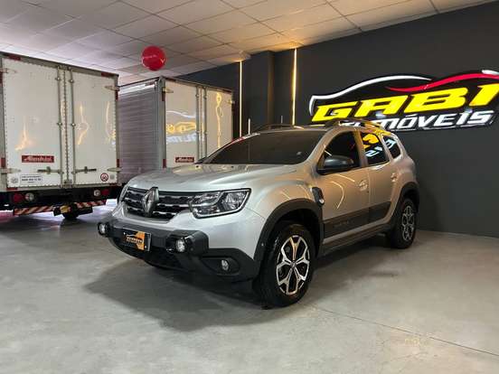 RENAULT-DUSTER-2022