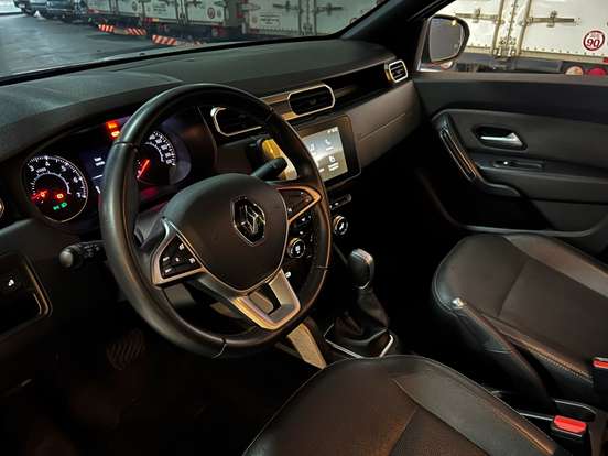 RENAULT-DUSTER-2022