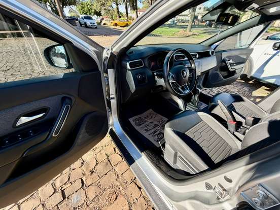 RENAULT-DUSTER-2020