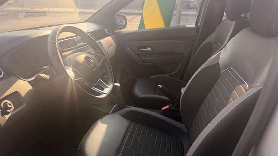 RENAULT-DUSTER-2025