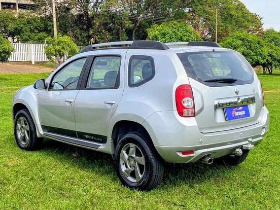 RENAULT-DUSTER-2013