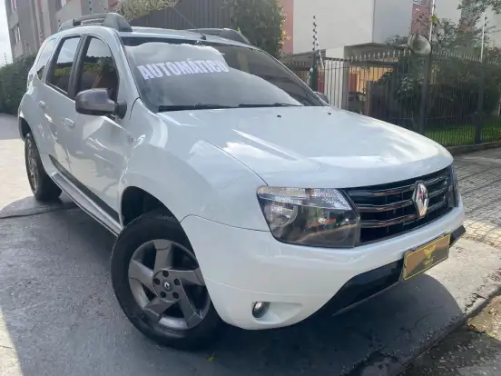 RENAULT-DUSTER-2014