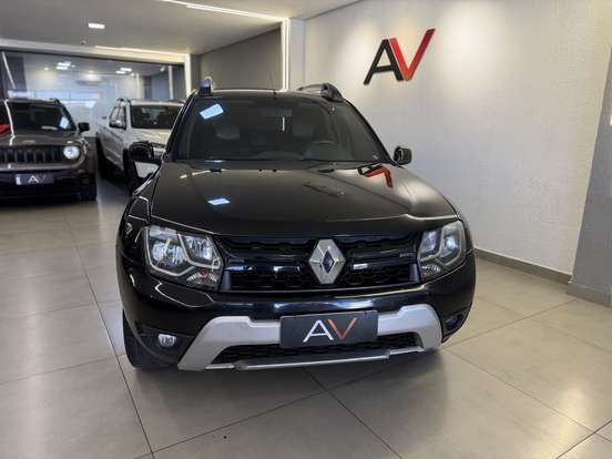 RENAULT-DUSTER-2017