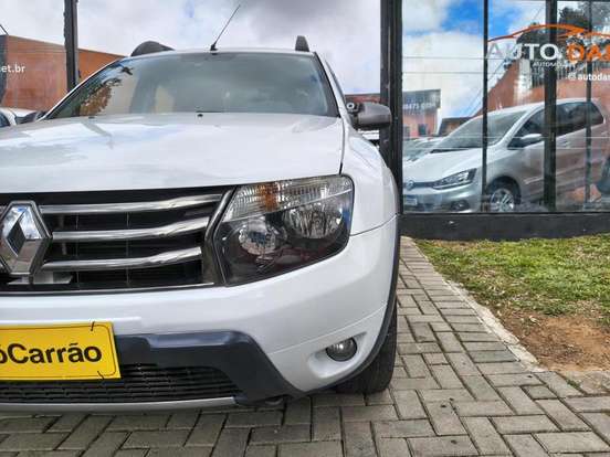 RENAULT-DUSTER-2014