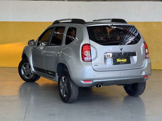 RENAULT-DUSTER-2.0 DYNAMIQUE 4X2 16V FLEX 4P AUTOMÁTICO RENAULT-DUSTER-2013