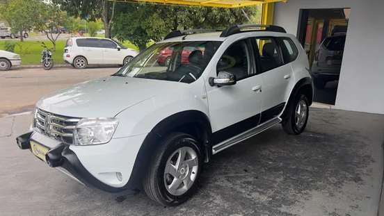 RENAULT-DUSTER-2012