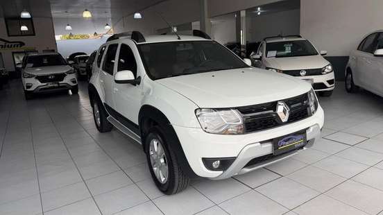 RENAULT-DUSTER-2015