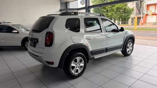 RENAULT-DUSTER-2.0 DYNAMIQUE 4X2 16V FLEX 4P AUTOMÁTICO RENAULT-DUSTER-2015