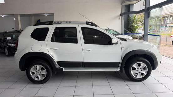 RENAULT-DUSTER-2.0 DYNAMIQUE 4X2 16V FLEX 4P AUTOMÁTICO RENAULT-DUSTER-2015