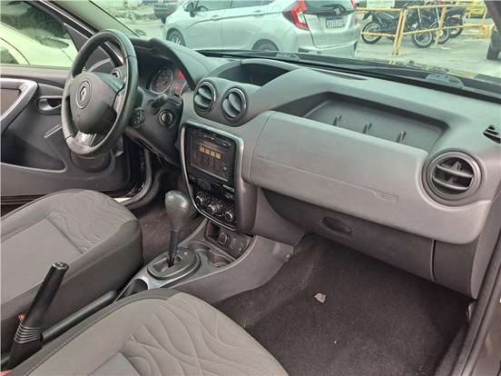 RENAULT-DUSTER-2014