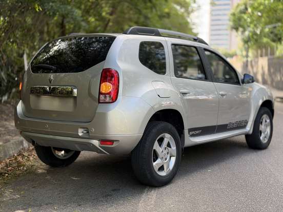 RENAULT-DUSTER-2.0 DYNAMIQUE 4X2 16V FLEX 4P AUTOMÁTICO RENAULT-DUSTER-2014