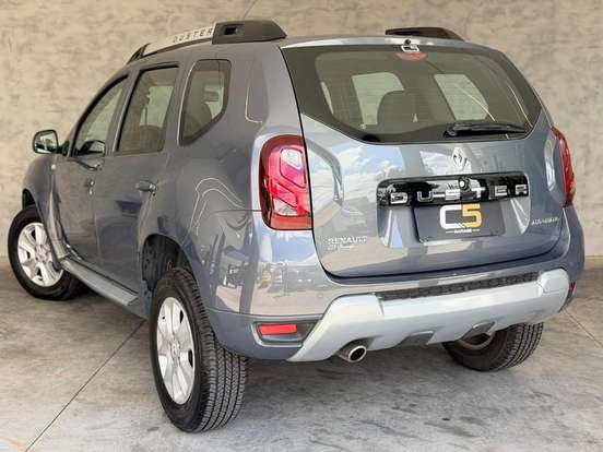 RENAULT-DUSTER-2015