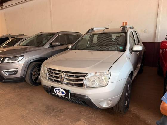 RENAULT DUSTER 2.0 DYNAMIQUE 4X4 16V FLEX 4P MANUAL