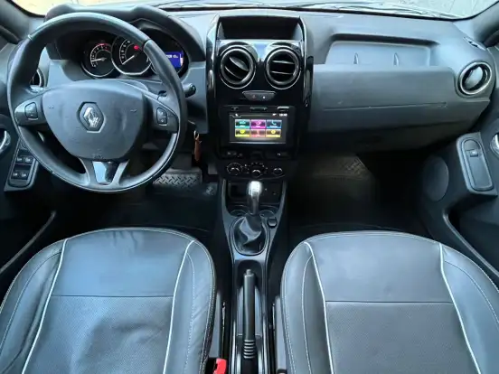 RENAULT-DUSTER OROCH-2016