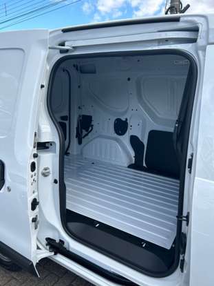 RENAULT-KANGOO-2026