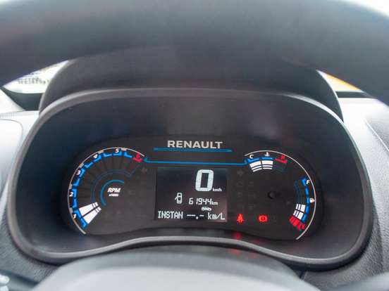 RENAULT-KWID-1.0 12V SCE FLEX INTENSE MANUAL RENAULT-KWID-2022