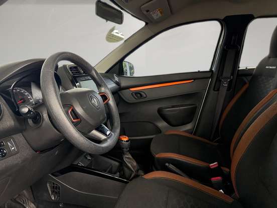 RENAULT-KWID-1.0 12V SCE FLEX OUTSIDER MANUAL RENAULT-KWID-2021