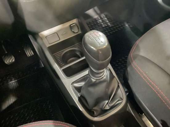 RENAULT-KWID-2019