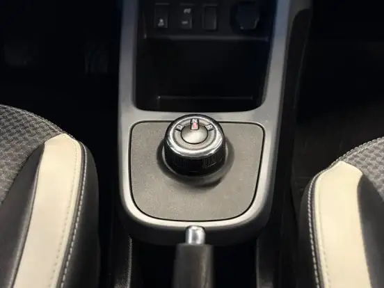 RENAULT-KWID E-TECH-27 KW ELÉTRICO RENAULT-KWID E-TECH-2023