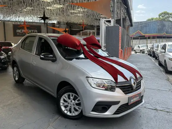 RENAULT-LOGAN-2024