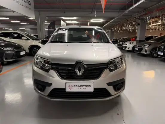 RENAULT-LOGAN-2024