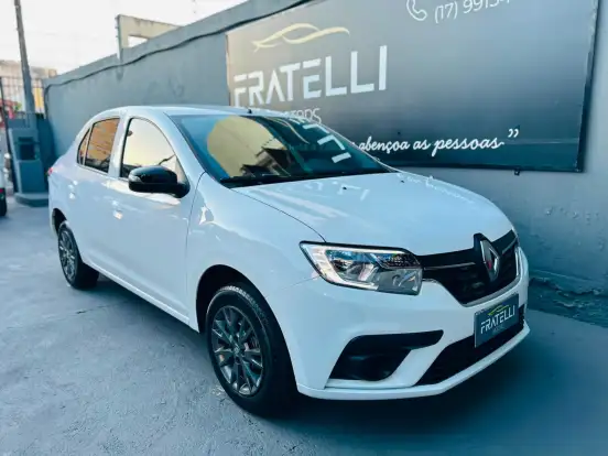 RENAULT-LOGAN-2024