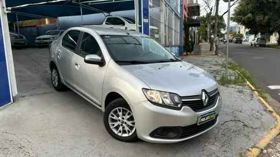 RENAULT-LOGAN-2014