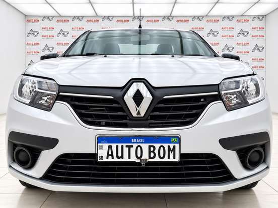 RENAULT-LOGAN-2022