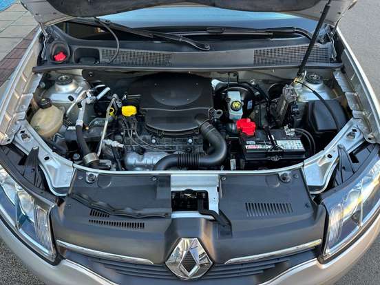 RENAULT-LOGAN-1.6 EXPRESSION 8V FLEX 4P MANUAL RENAULT-LOGAN-2014