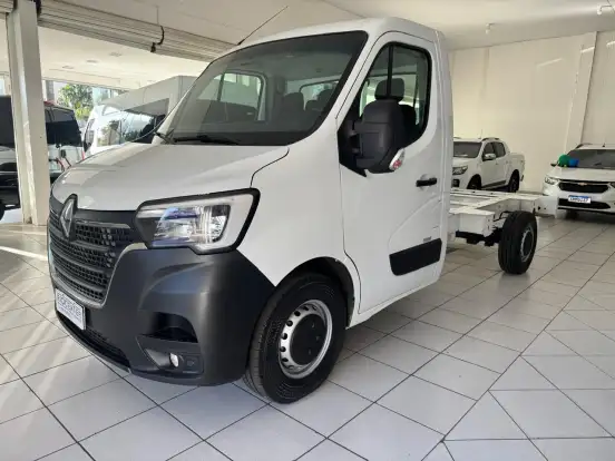 RENAULT-MASTER-2023