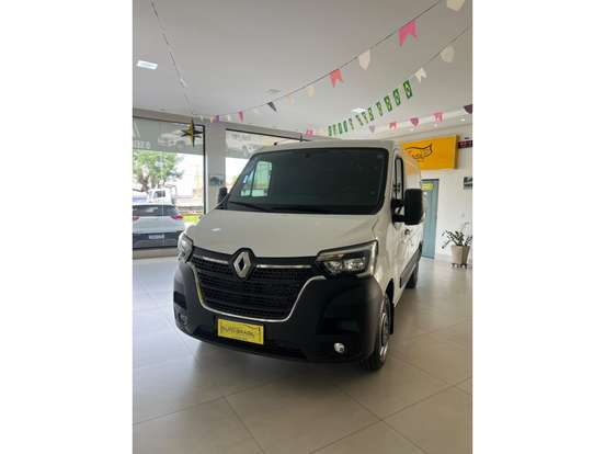 RENAULT-MASTER-2025