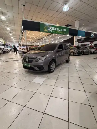 RENAULT-SANDERO-2019