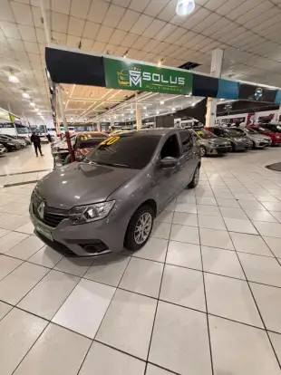 RENAULT-SANDERO-2019