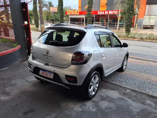 RENAULT-SANDERO-1.6 16V SCE FLEX STEPWAY MANUAL RENAULT-SANDERO-2016