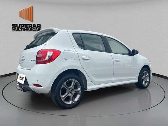 RENAULT-SANDERO-2019