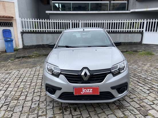 RENAULT-SANDERO-2020