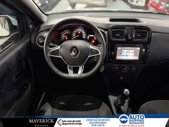 RENAULT-SANDERO-2021