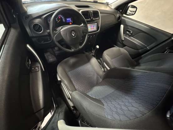 RENAULT-SANDERO-1.0 EXPRESSION 16V FLEX 4P MANUAL RENAULT-SANDERO-2016