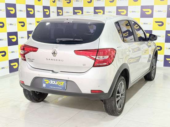 RENAULT-SANDERO-2019