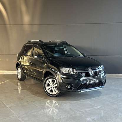 RENAULT-SANDERO-2018