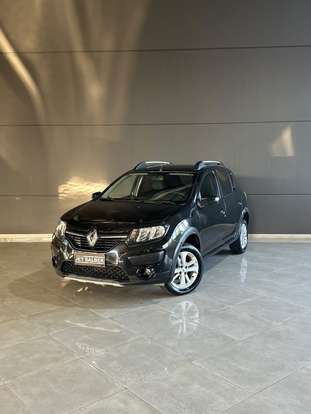 RENAULT-SANDERO-2018