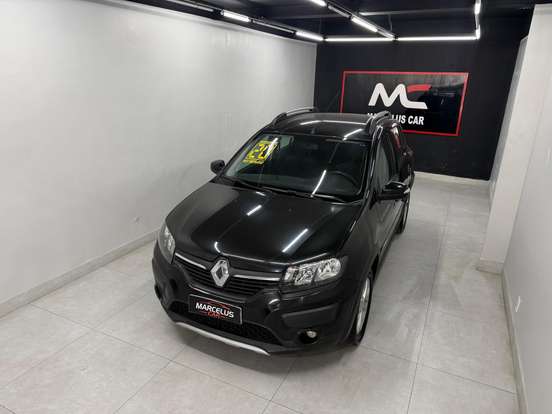 RENAULT-SANDERO-2019