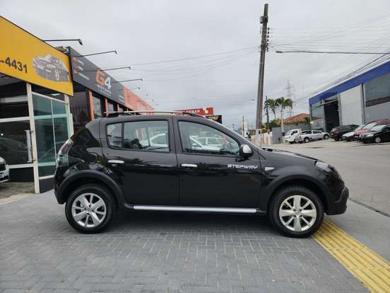 RENAULT-SANDERO-1.6 STEPWAY 16V FLEX 4P AUTOMÁTICO RENAULT-SANDERO-2012